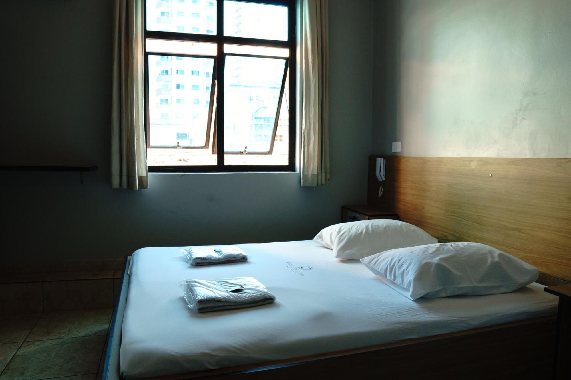 Clélia Hotel *